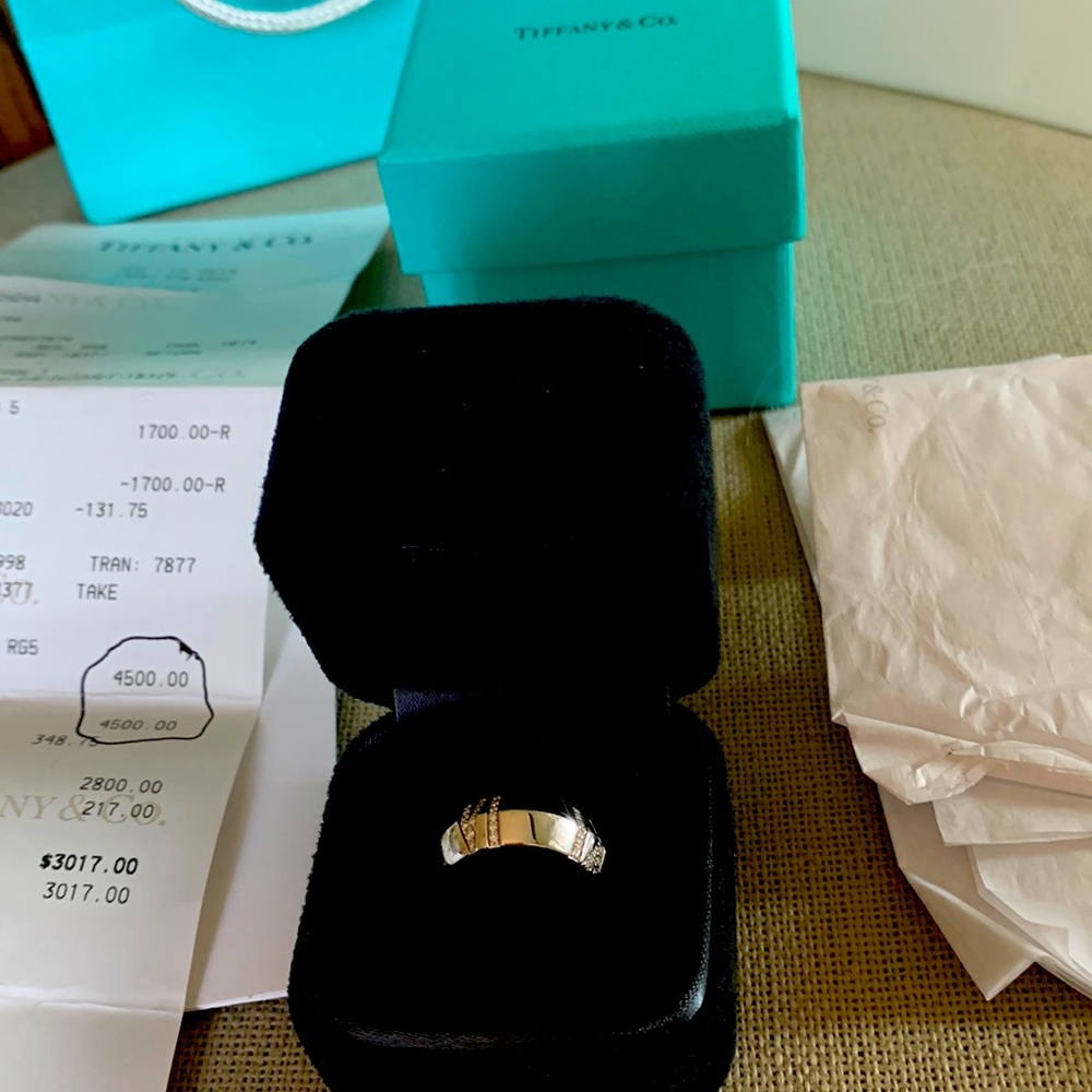 Tiffany Atlas white gold and diamond ring 18k